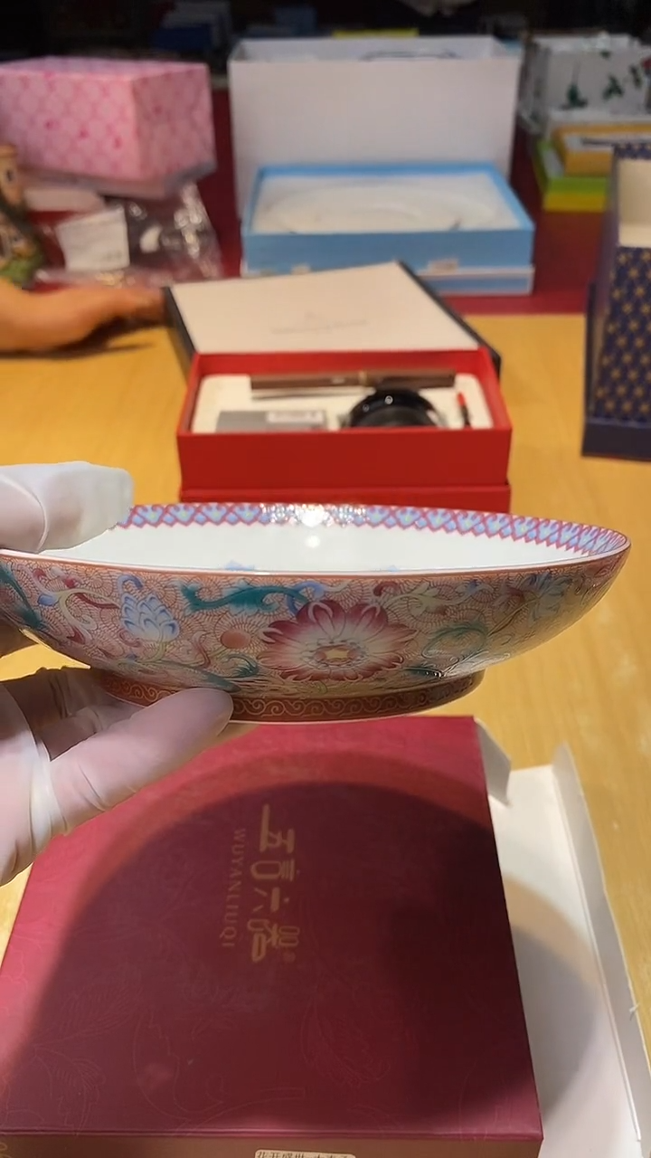 瓷片生活的本意是啊开心啊@@1