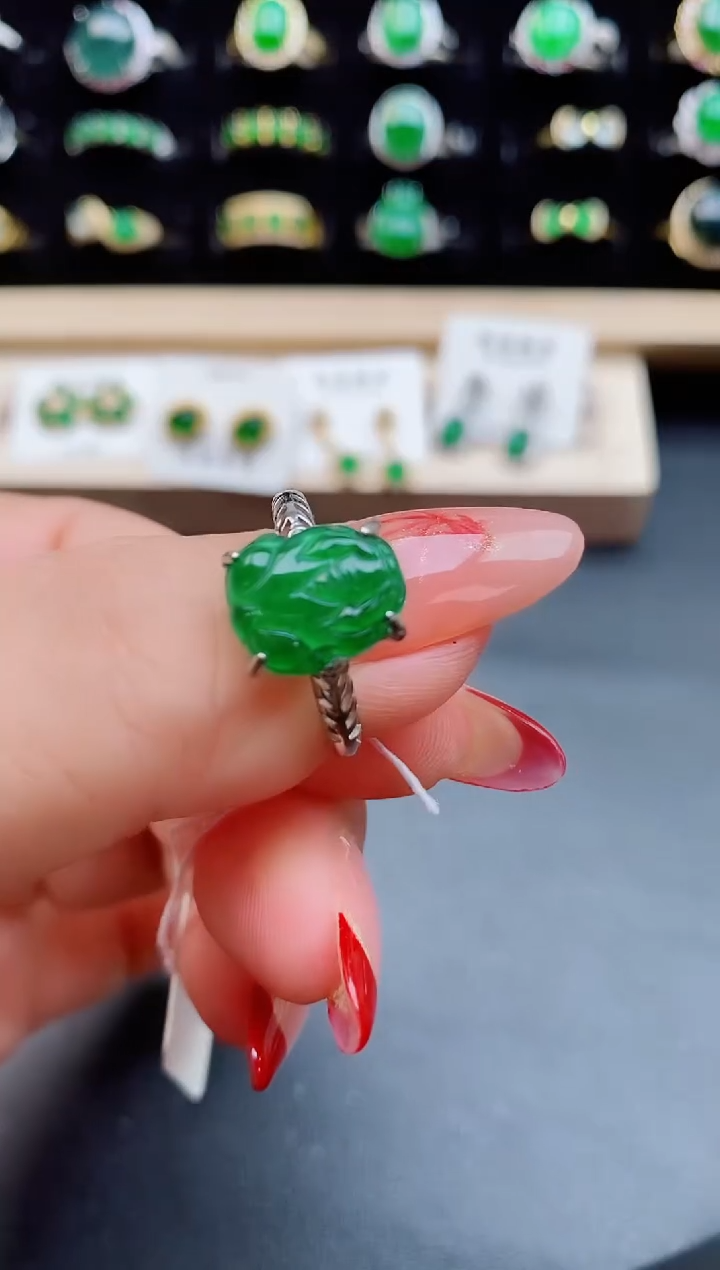 【闪购商品】翡翠戒指银S925镶嵌1212