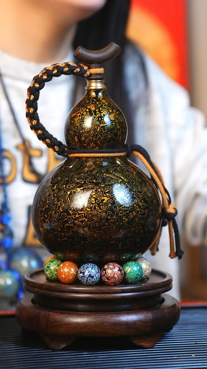 【闪购商品】JP022漆艺酒葫芦不包手串及旋转底座