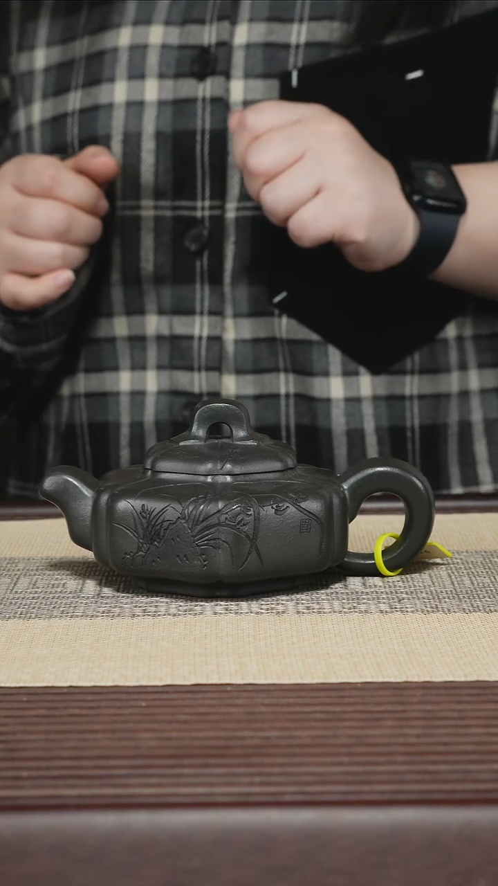 茶壶紫砂T360 九龄君子兰 荆玉 250cc