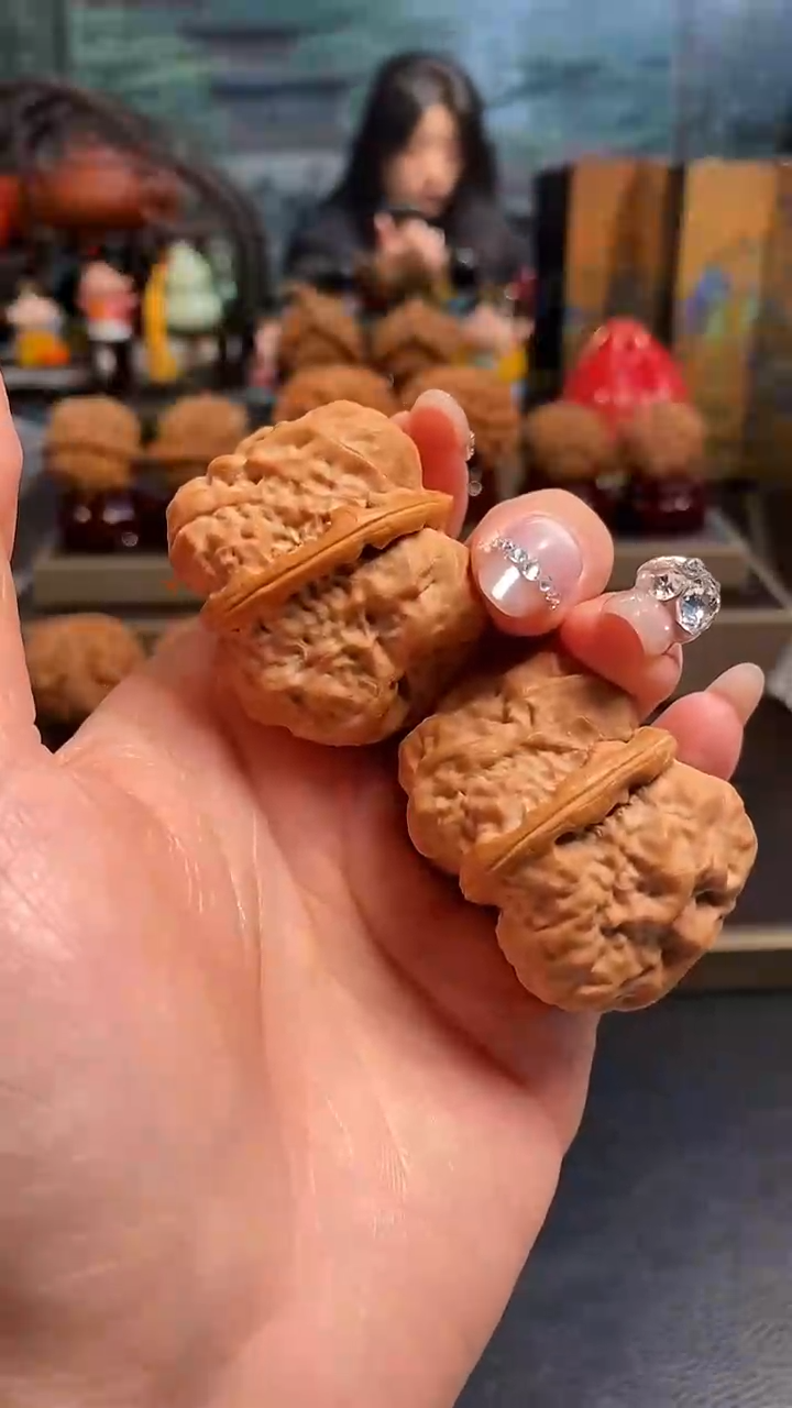 【闪购商品】文玩核桃把件H820蛤蟆头39