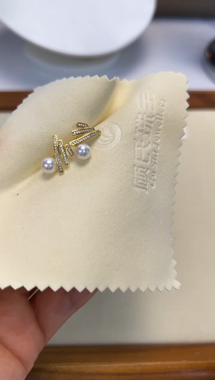 银S925镶嵌耳饰淡水珍珠白珠耳饰