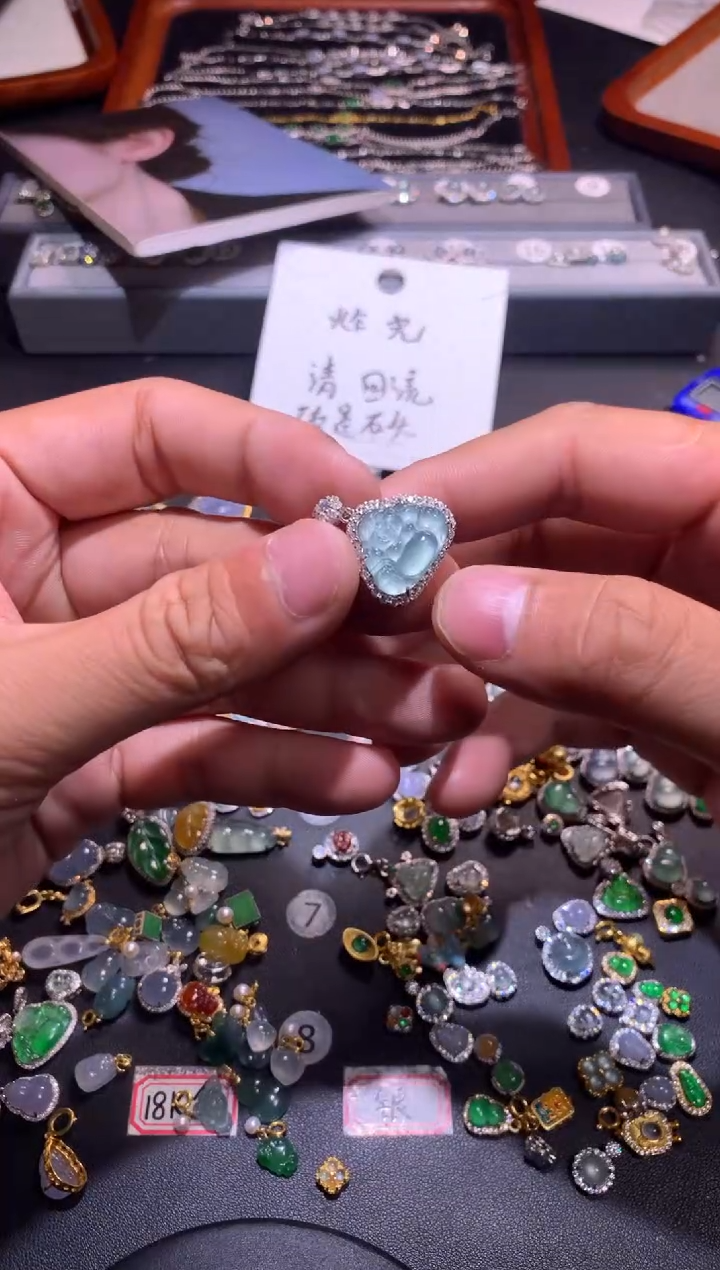 翡翠银S925镶嵌吊坠(不含链)1