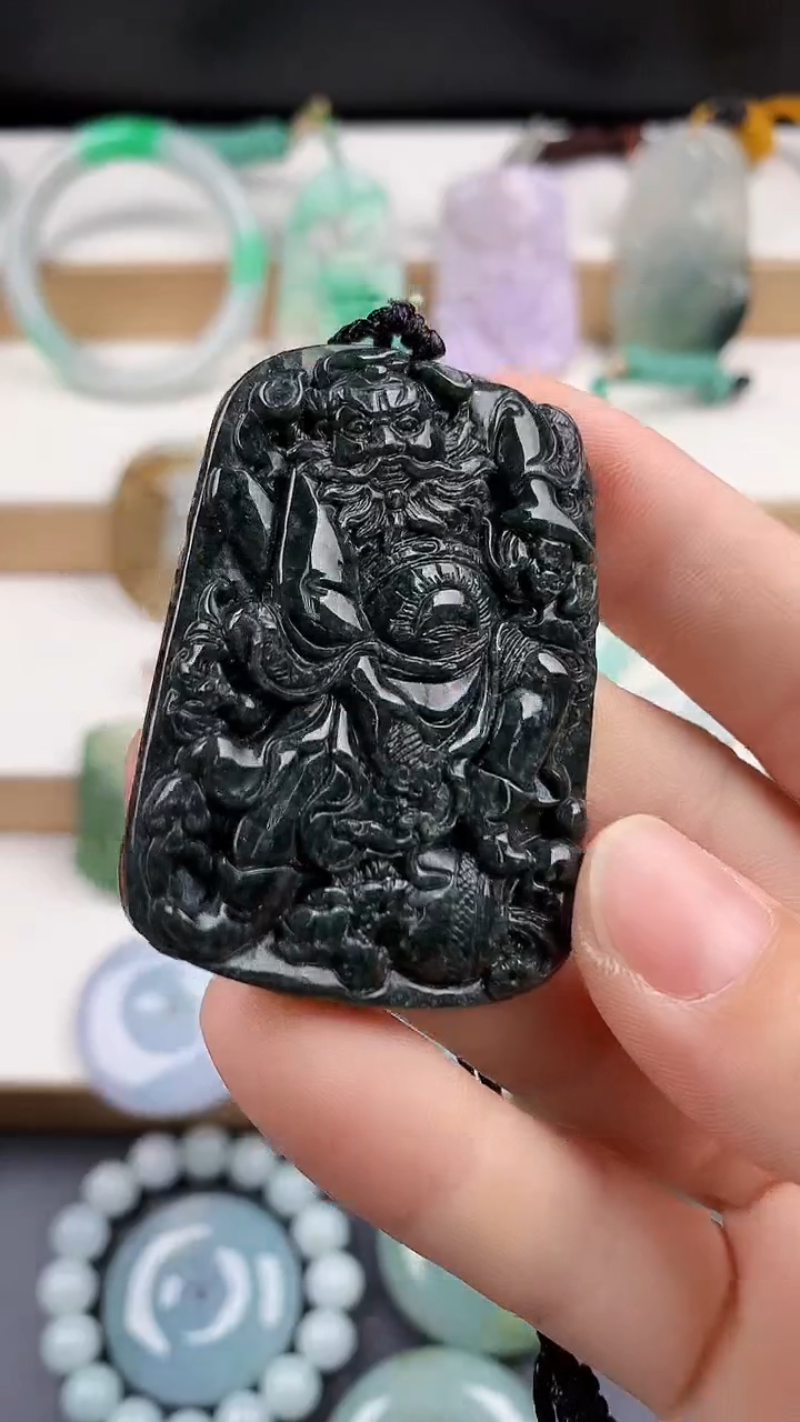 颈饰未镶嵌翡翠天然翡翠吊坠挂件