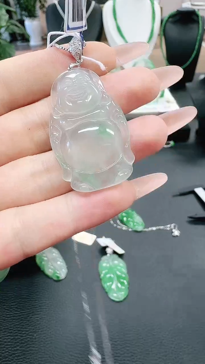 未镶嵌1石英质玉（非洲翠）/6940