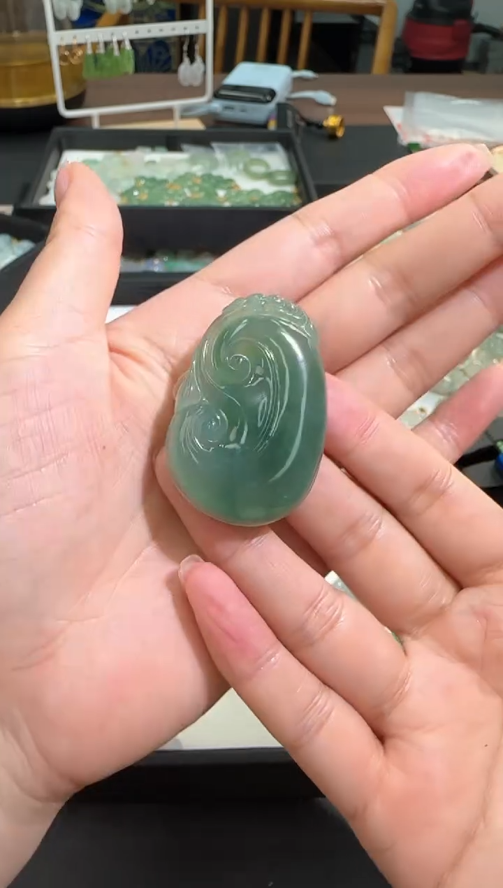 【闪购商品】定制翡翠未镶嵌2502024201