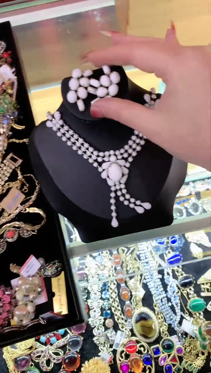 【闪购商品】瓷片楚楚中古珠宝甄选不退换