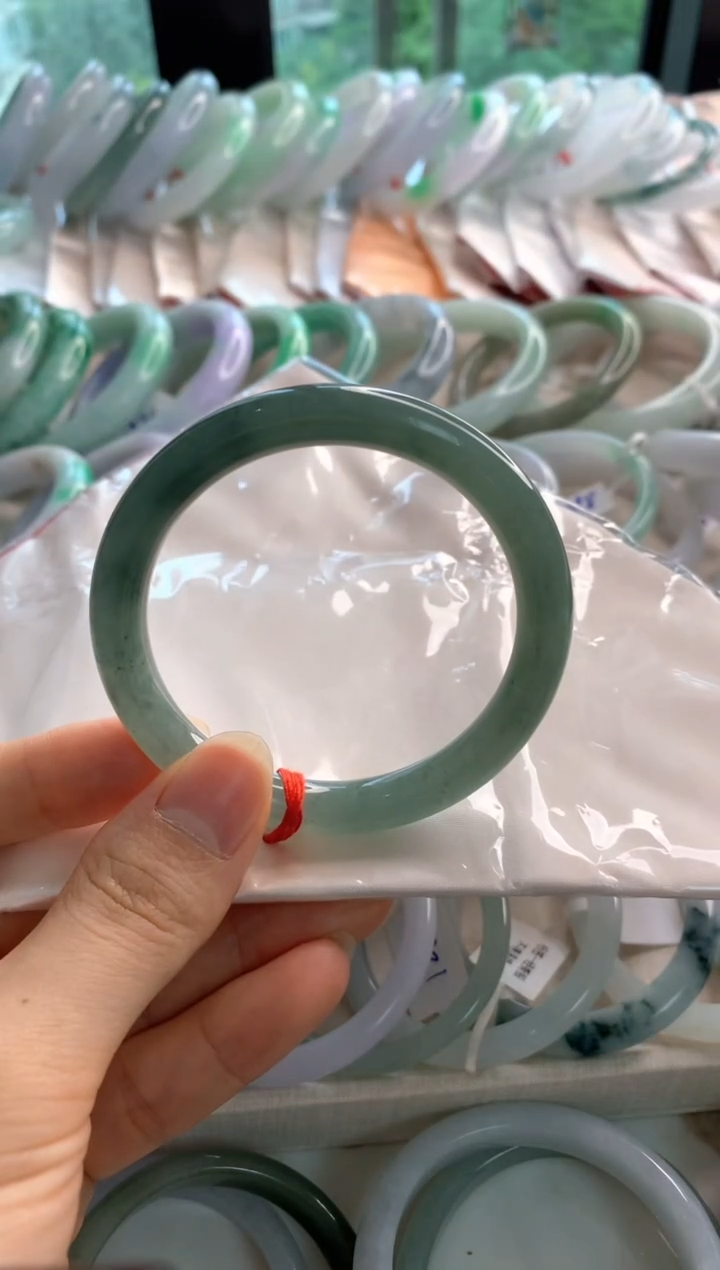 未镶嵌手镯翡翠54.6圆条