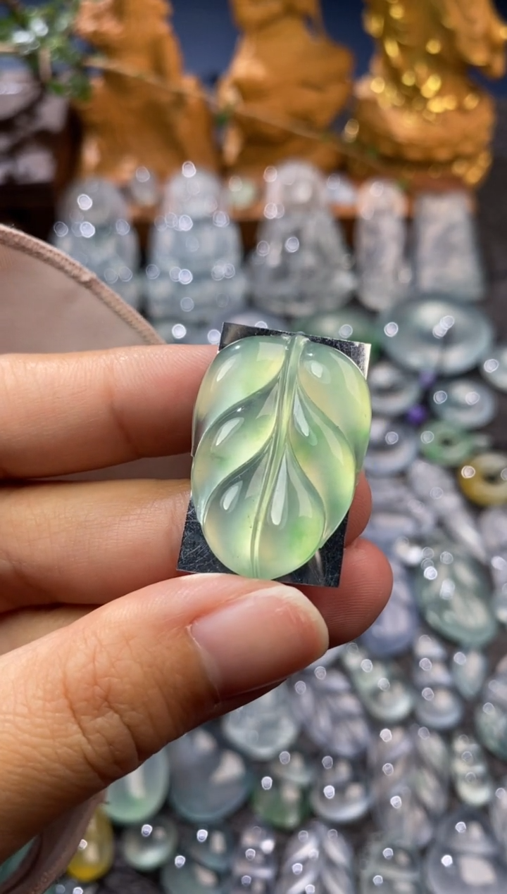 【闪购商品】定制翡翠未镶嵌叶子30.2*21.3*4.0