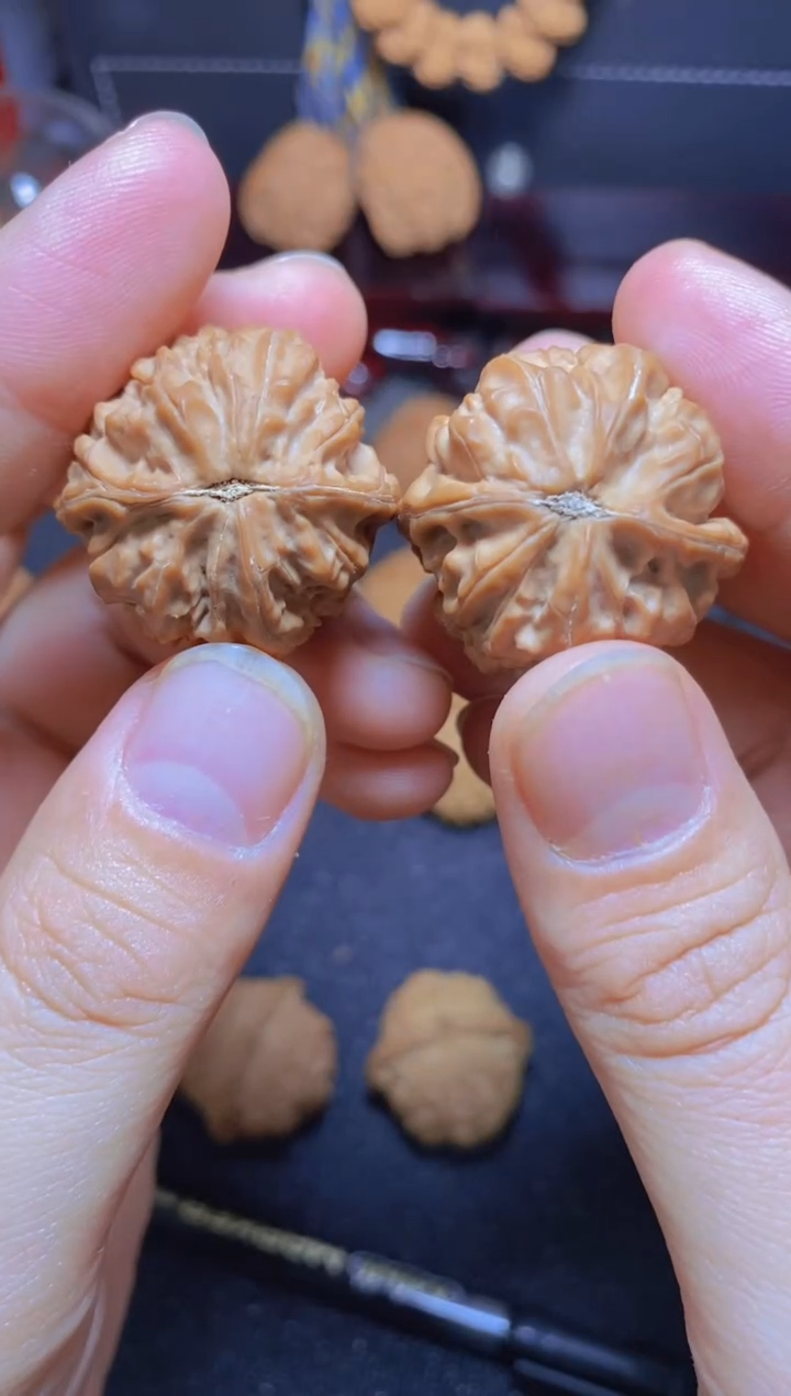 把件文玩核桃杨*下山虎