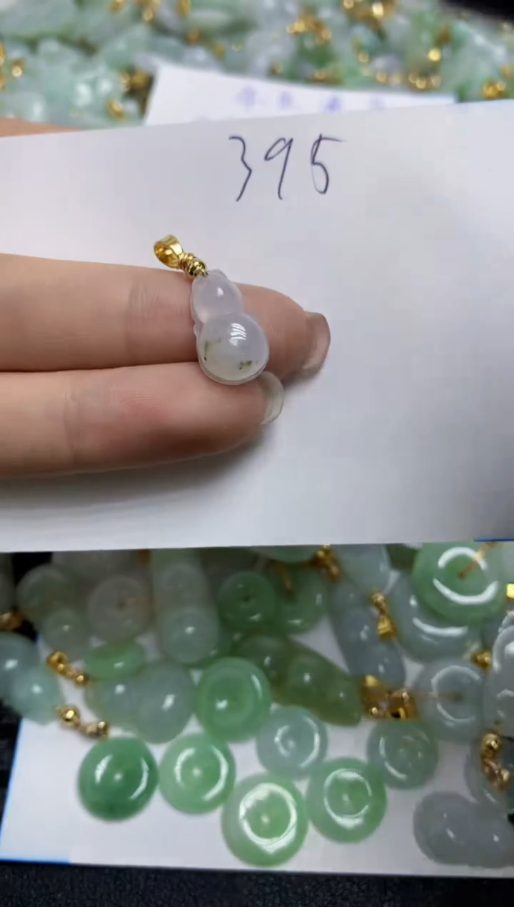【闪购商品】翡翠颈饰合金天然翡翠A货