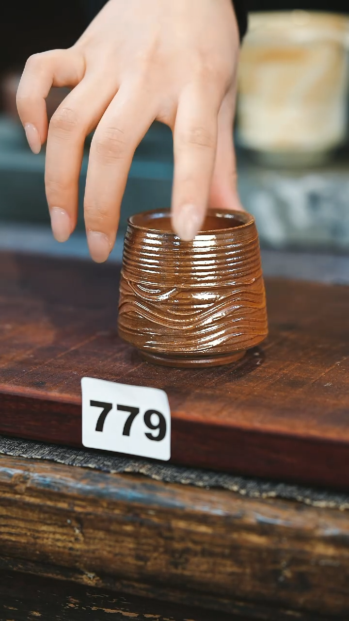 【闪购商品】瓷片见山北野见山北野