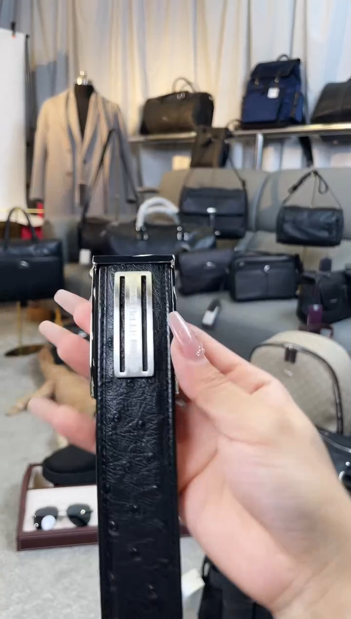 鸵鸟皮（革）韩爵绅士包包皮具177/长度120