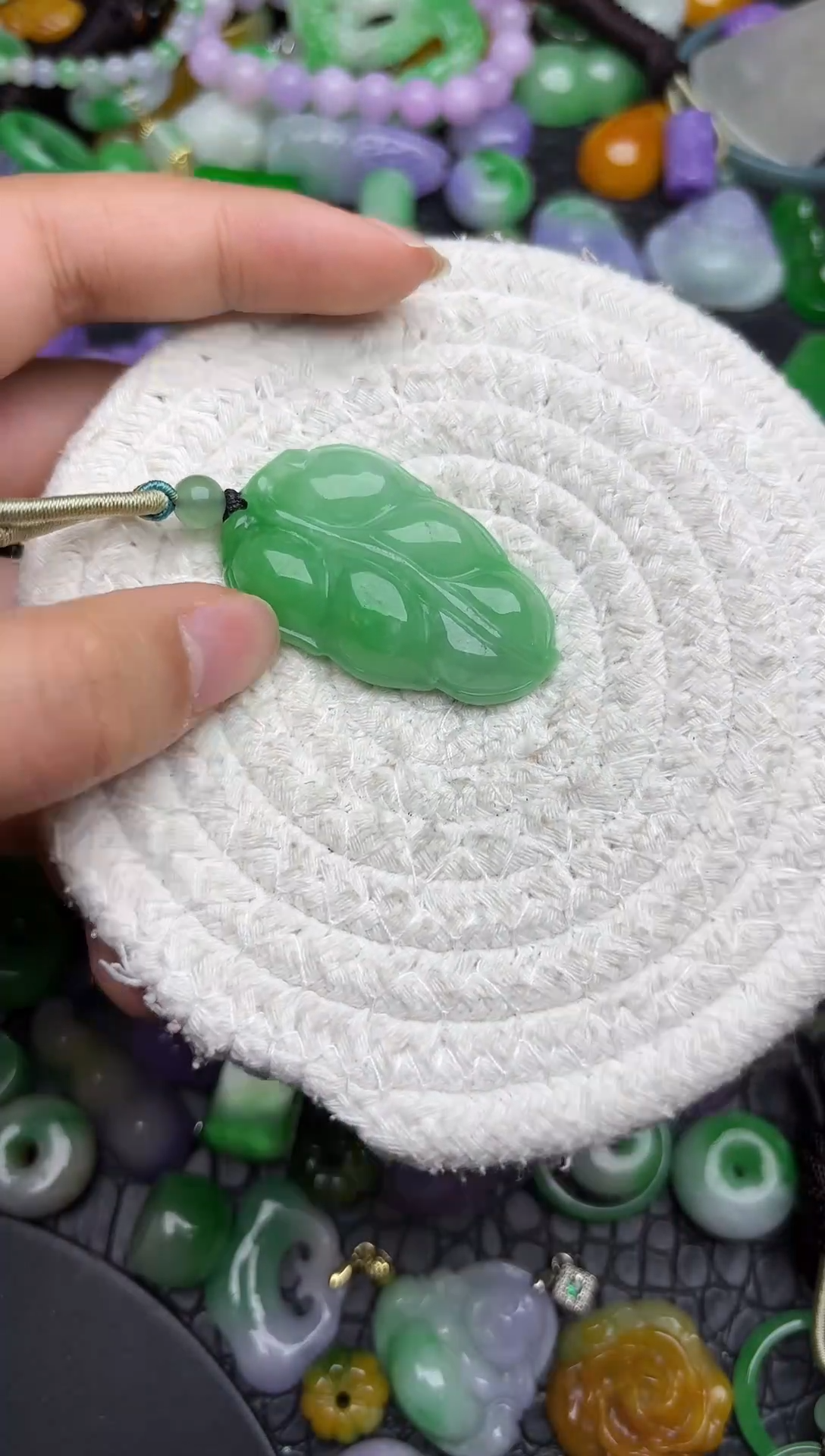 颈饰未镶嵌翡翠缅甸翡翠吊坠