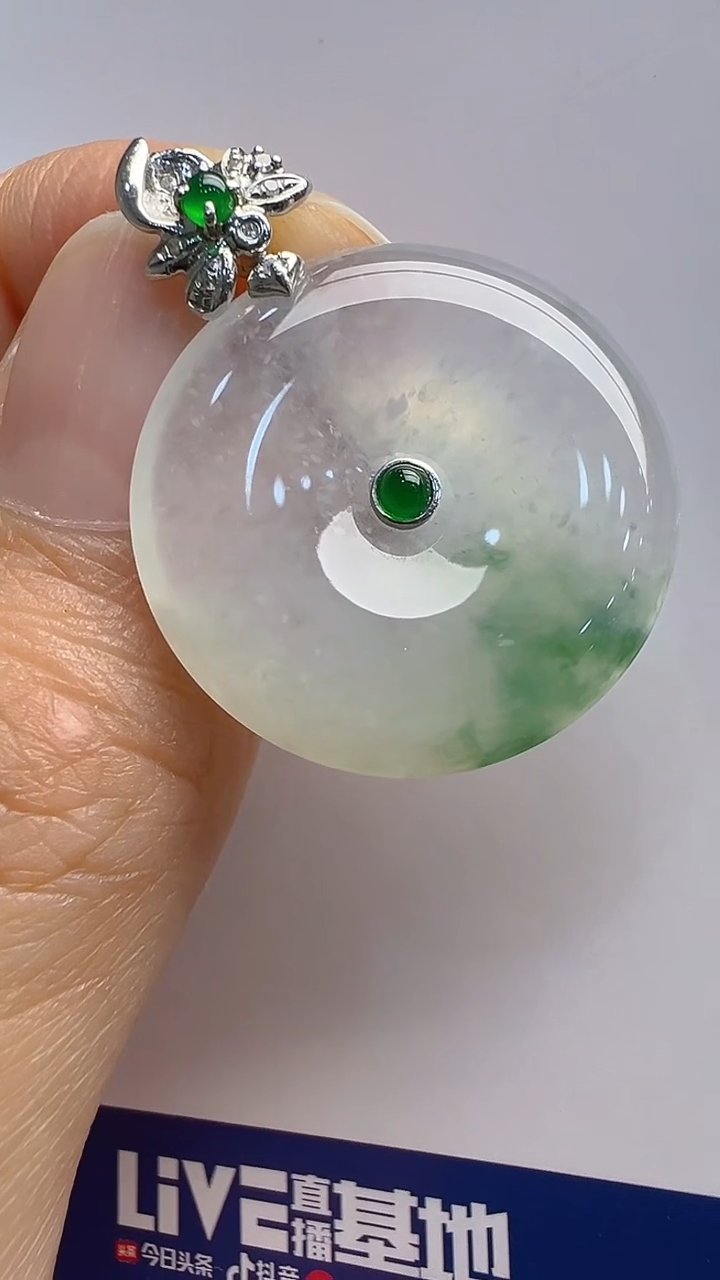 【闪购商品】翡翠吊坠(不含链)18K金镶嵌多样性团购发一件