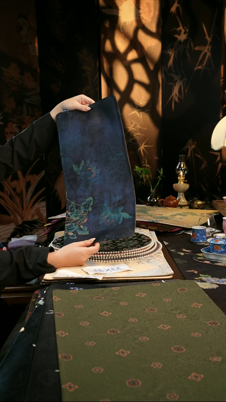 香云纱     茶席