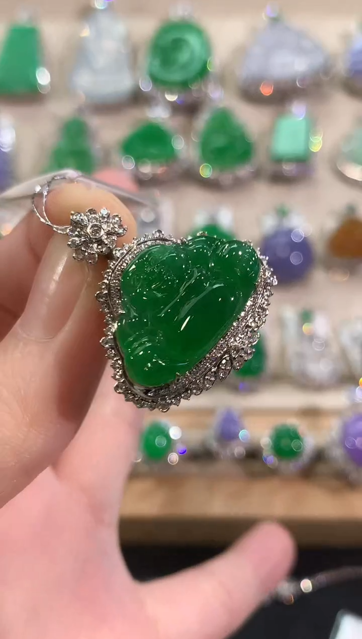 吊坠(不含链)18K金镶嵌翡翠冬日珠宝E32