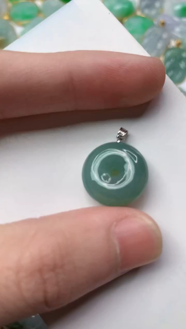 【闪购商品】翡翠颈饰18K金镶嵌3..........