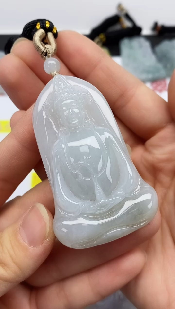 【闪购商品】翡翠颈饰未镶嵌素衣观音10338