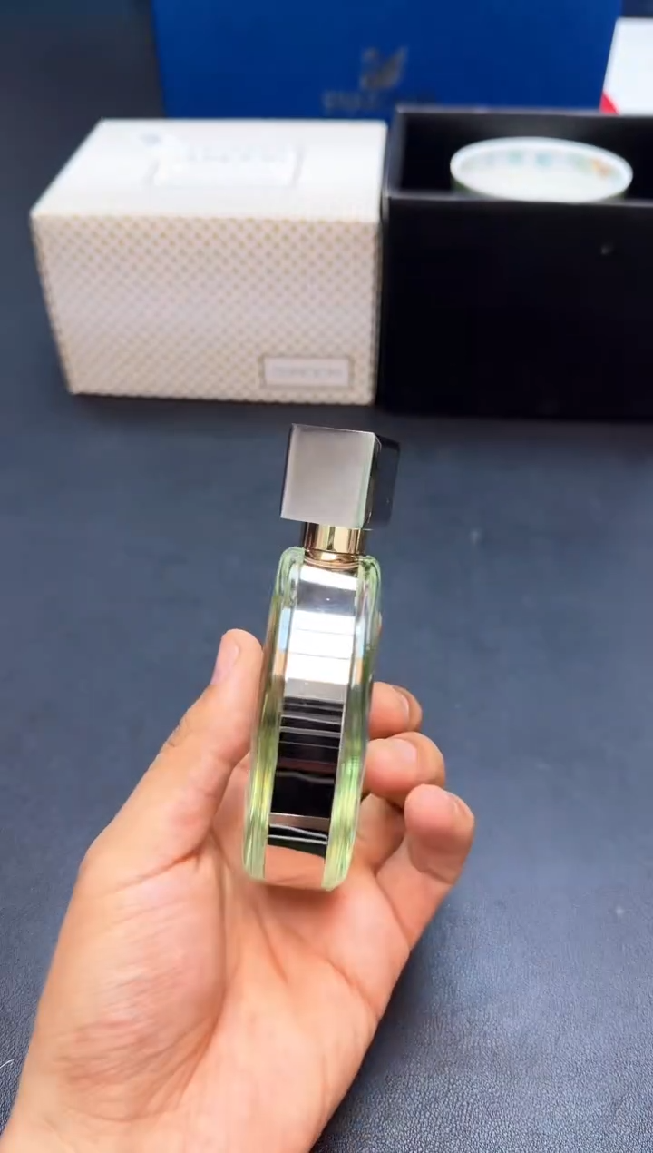 瓷片全新正品一件不留@@DD15