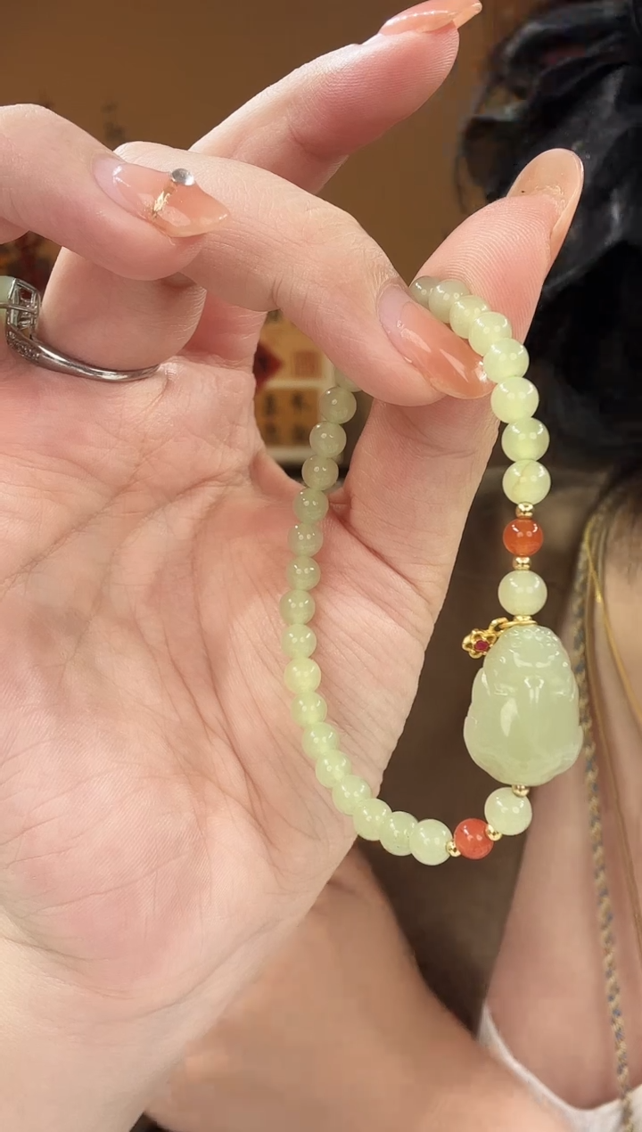 【闪购商品】和田玉手链未镶嵌新款貔貅手串   多样性发一件