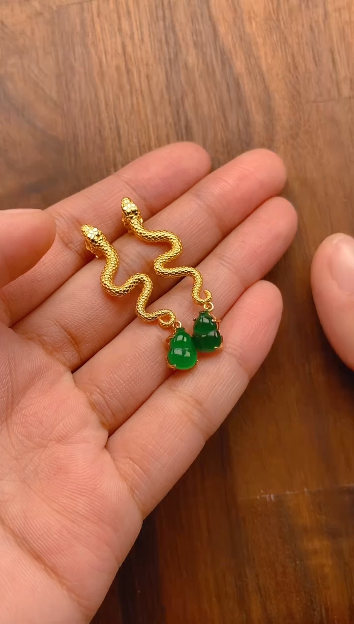 【闪购商品】翡翠耳饰银S925镶嵌蛇耳饰