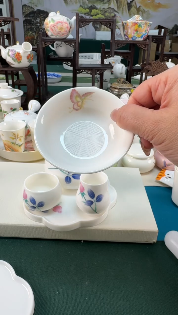 【闪购商品】瓷器 ······.......