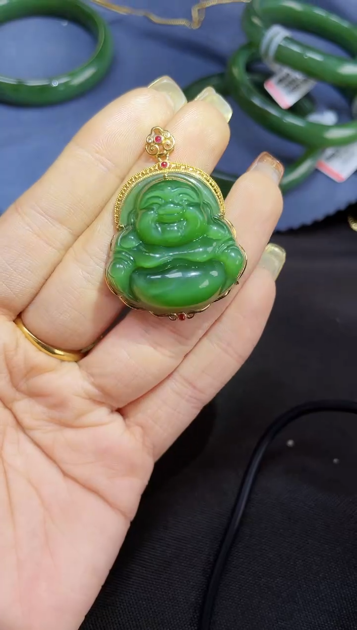 【闪购商品】和田玉吊坠18K金镶嵌35MM多样性发一Z