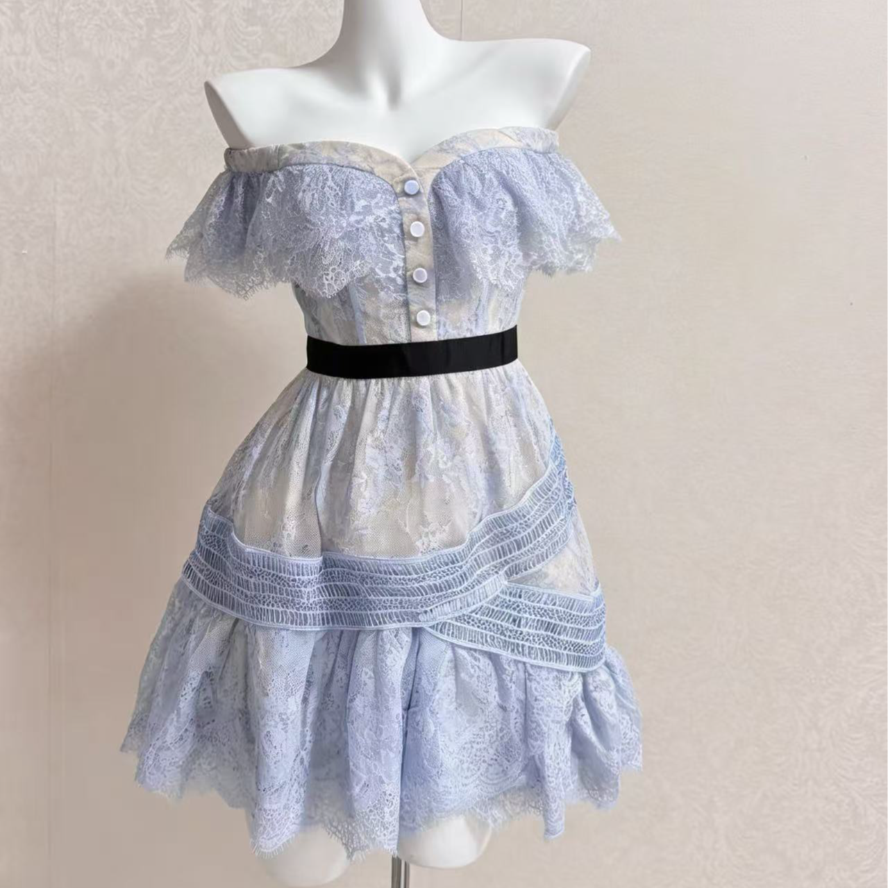 嘟嘟服饰③.⑨⑨ 默认瑕疵 介意勿拍（瞎拍乱发）