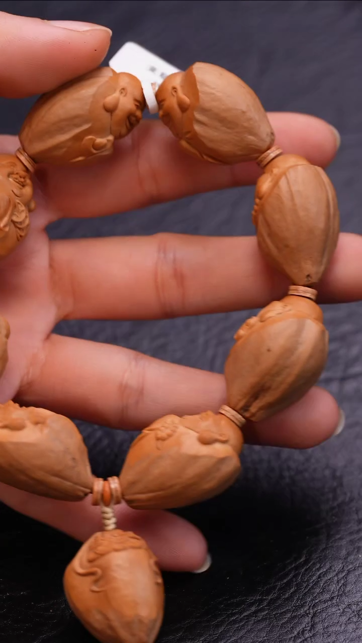 【闪购商品】橄榄核吊坠橄榄核