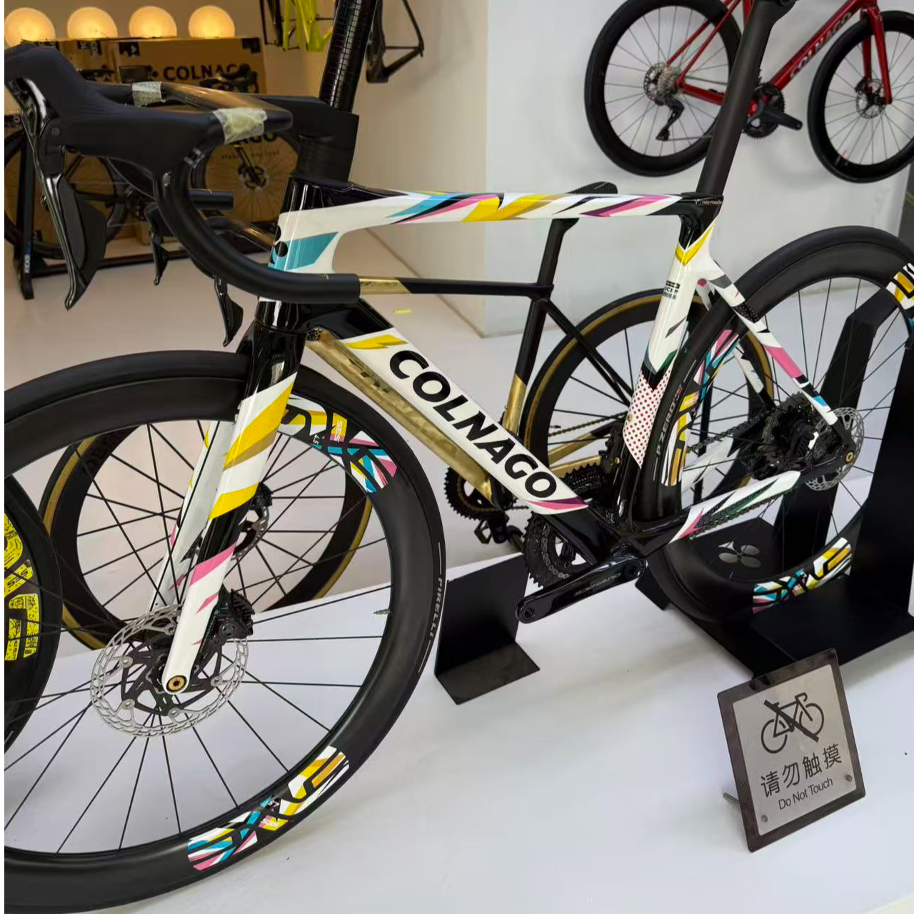 梅花COLNAGO V4RS 世锦赛冠军队版 奶牛 整车