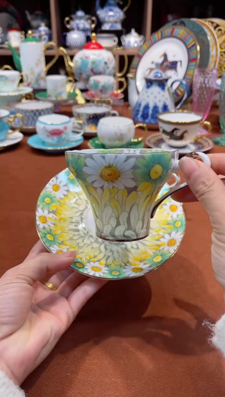 【闪购商品】瓷片雏菊黄杯碟·····