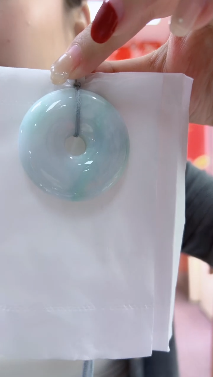 【闪购商品】翡翠颈饰未镶嵌孤品平安扣