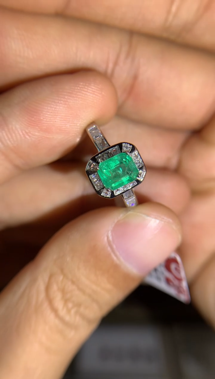 【闪购商品】祖母绿戒指银S925镶嵌活口