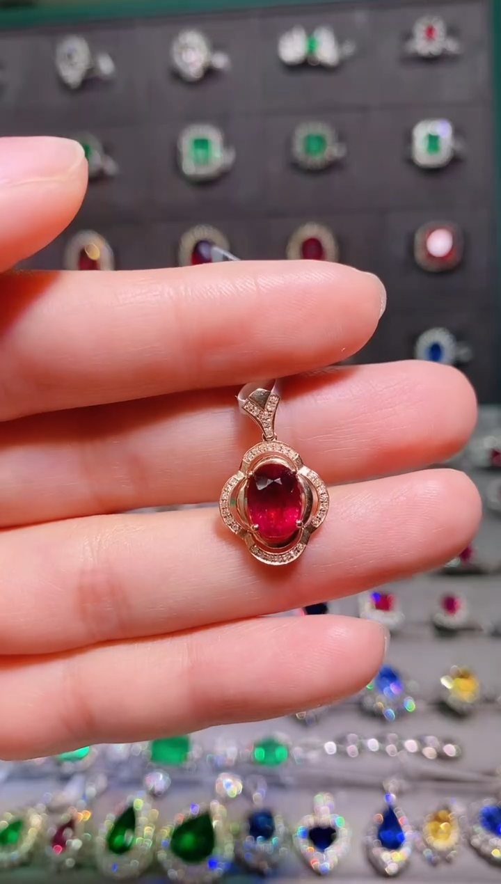 【闪购商品】碧玺18K金吊坠18K金镶嵌.