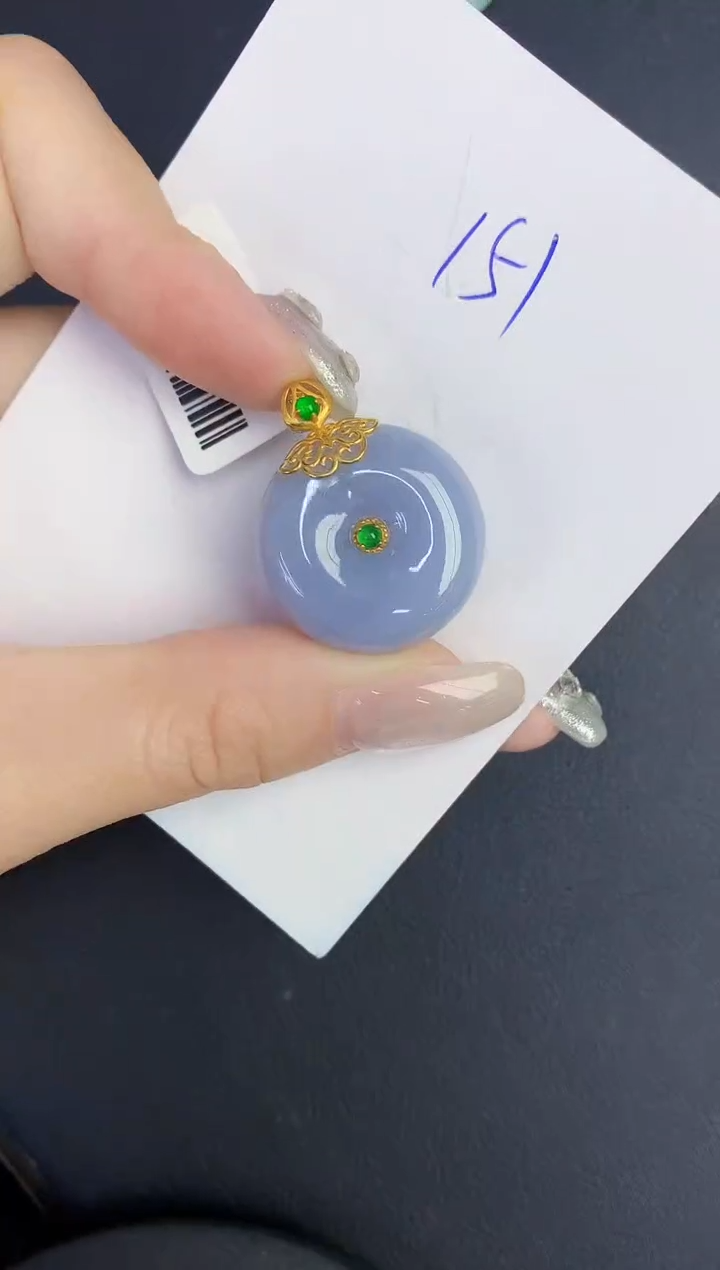 翡翠18K金镶嵌颈饰缅甸天然翡翠A货