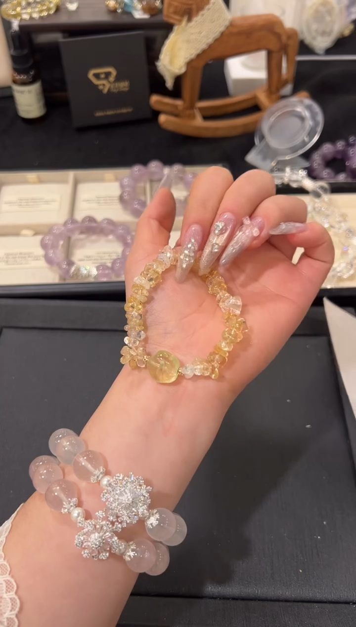 未镶嵌手链水晶黄水碎石设计款手串