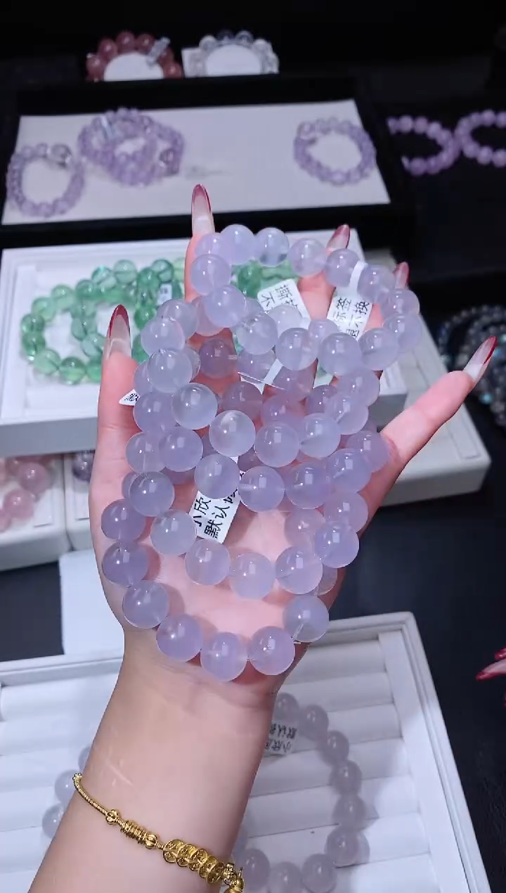 【闪购商品】萤石手链未镶嵌116.80千层紫萤石手串