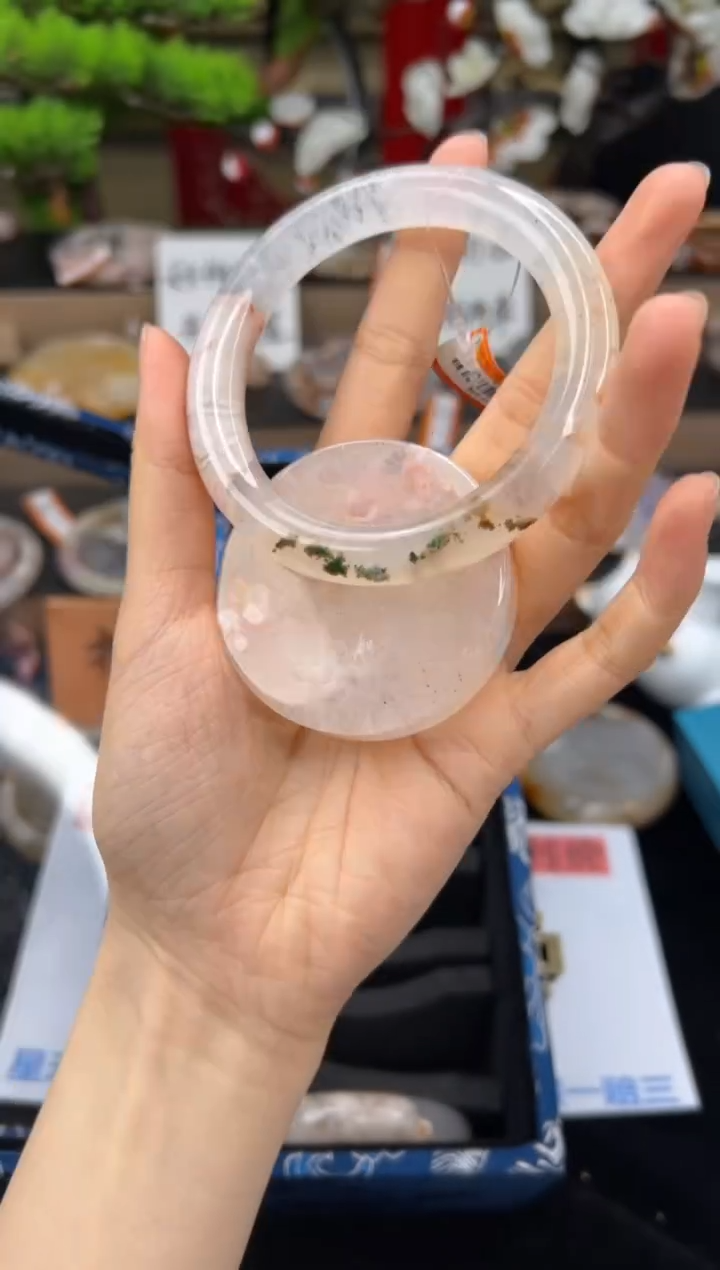 【闪购商品】石英质玉未镶嵌手镯57圈口（赠送镯心）61168