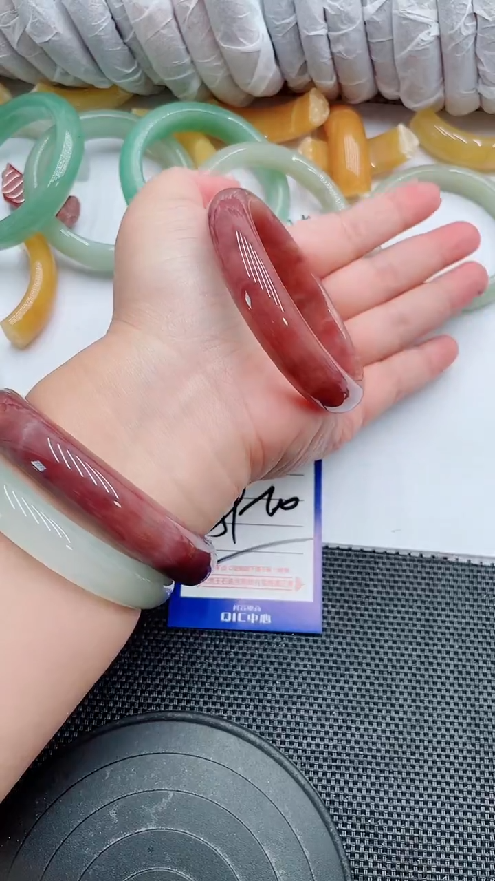 未镶嵌手镯石英质玉72-59-60