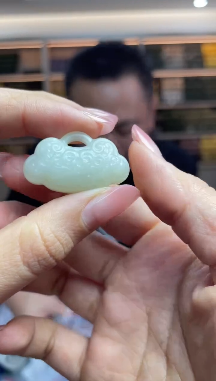 【闪购商品】和田玉`未镶嵌多样性发一件