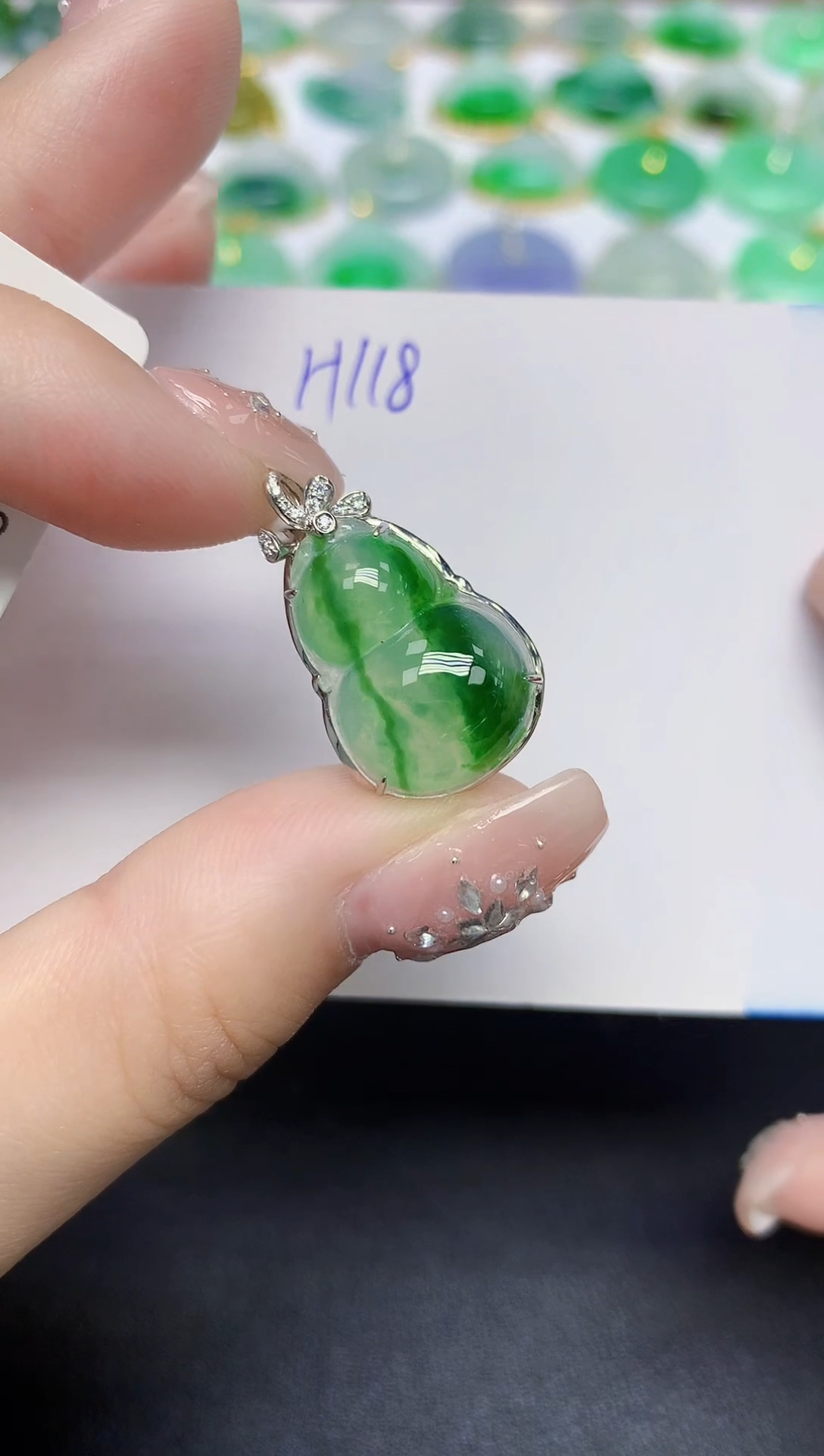 颈饰18K金镶嵌翡翠天然缅甸翡翠A货翡翠百元以上9元证书费自理