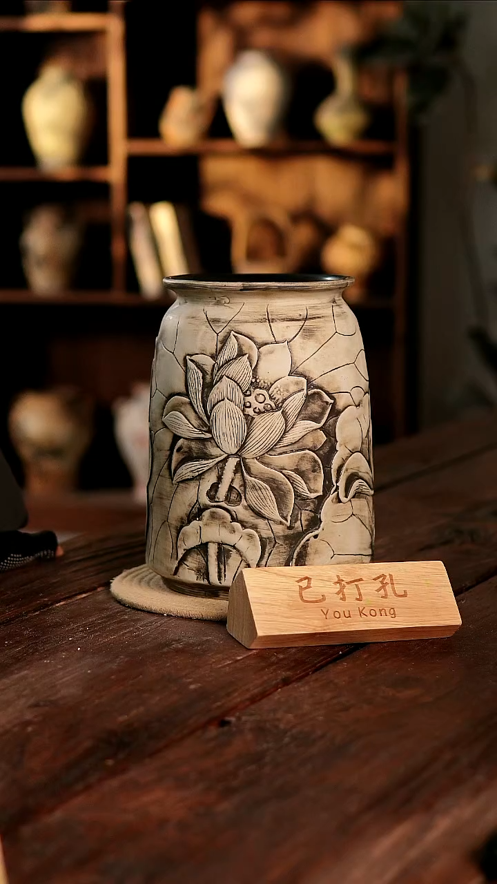 摆件2-39高27口15误差2无孔