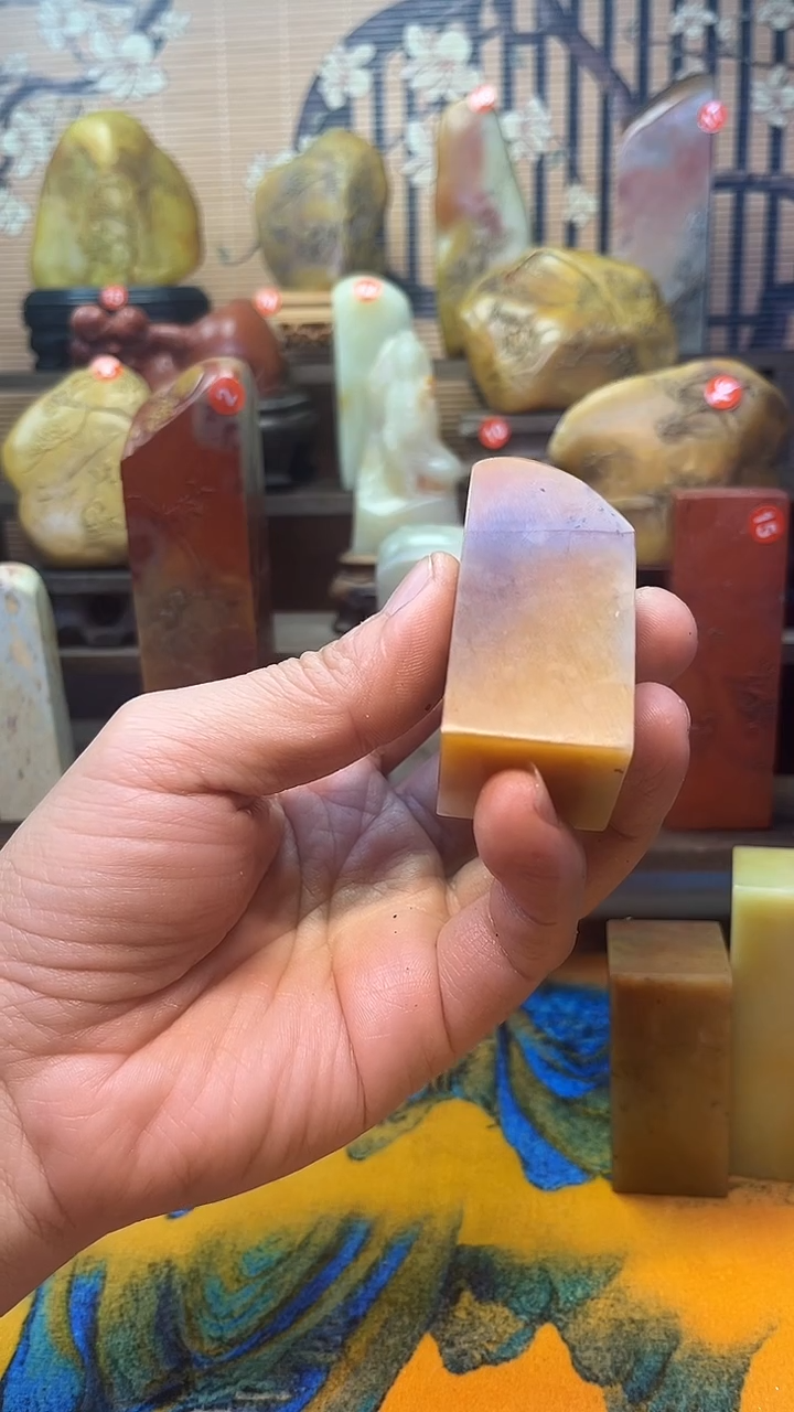 寿山石印石解*寿山石印章材料