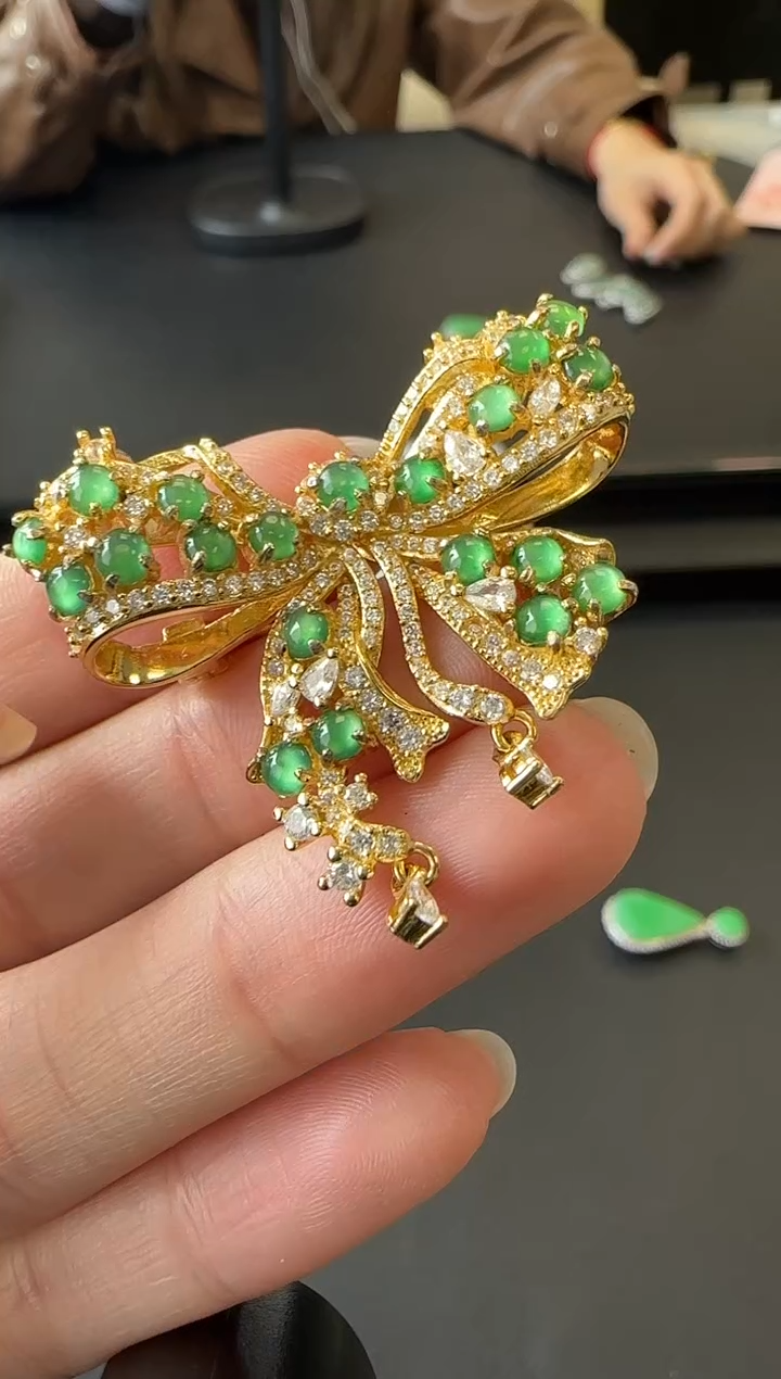 【闪购商品】翡翠吊坠(不含链)银S925镶嵌没有鉴赏期