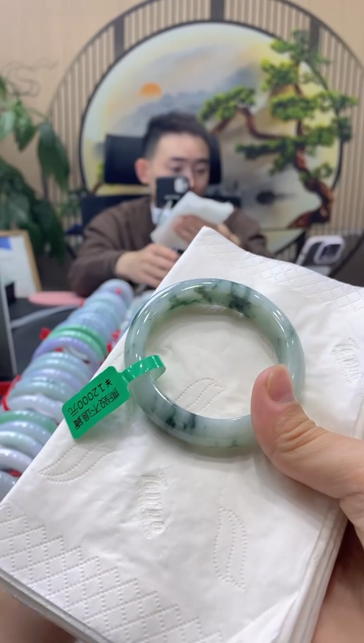 【闪购商品】翡翠手镯未镶嵌0000014627