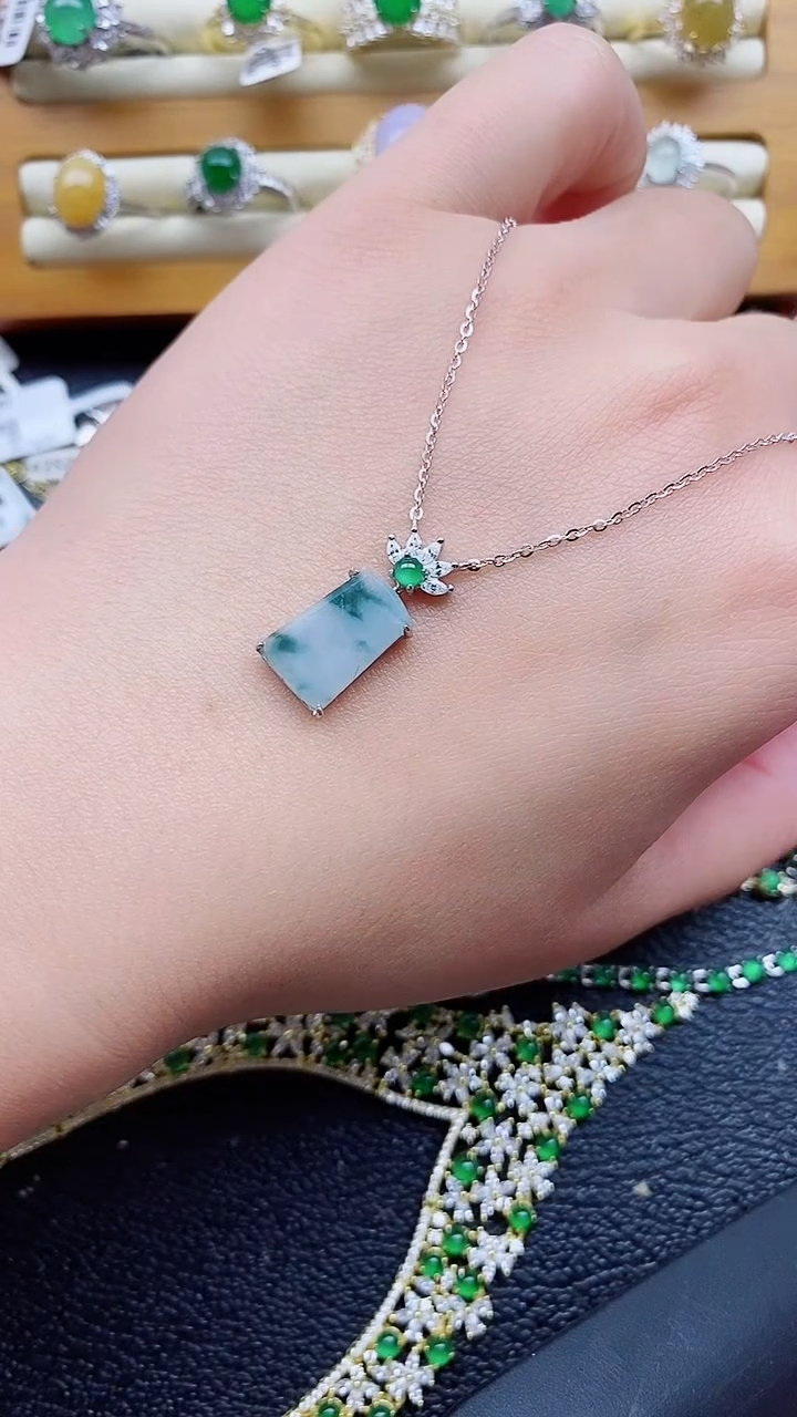 银S925镶嵌戒指翡翠1