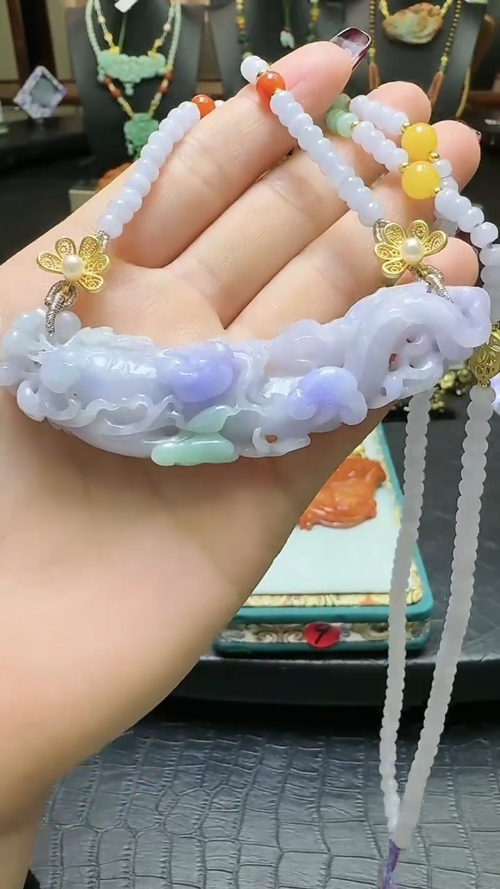 【闪购商品】翡翠颈饰未镶嵌天然翡翠人参