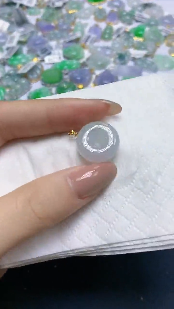 翡翠18K金镶嵌颈饰天然缅甸A货翡翠