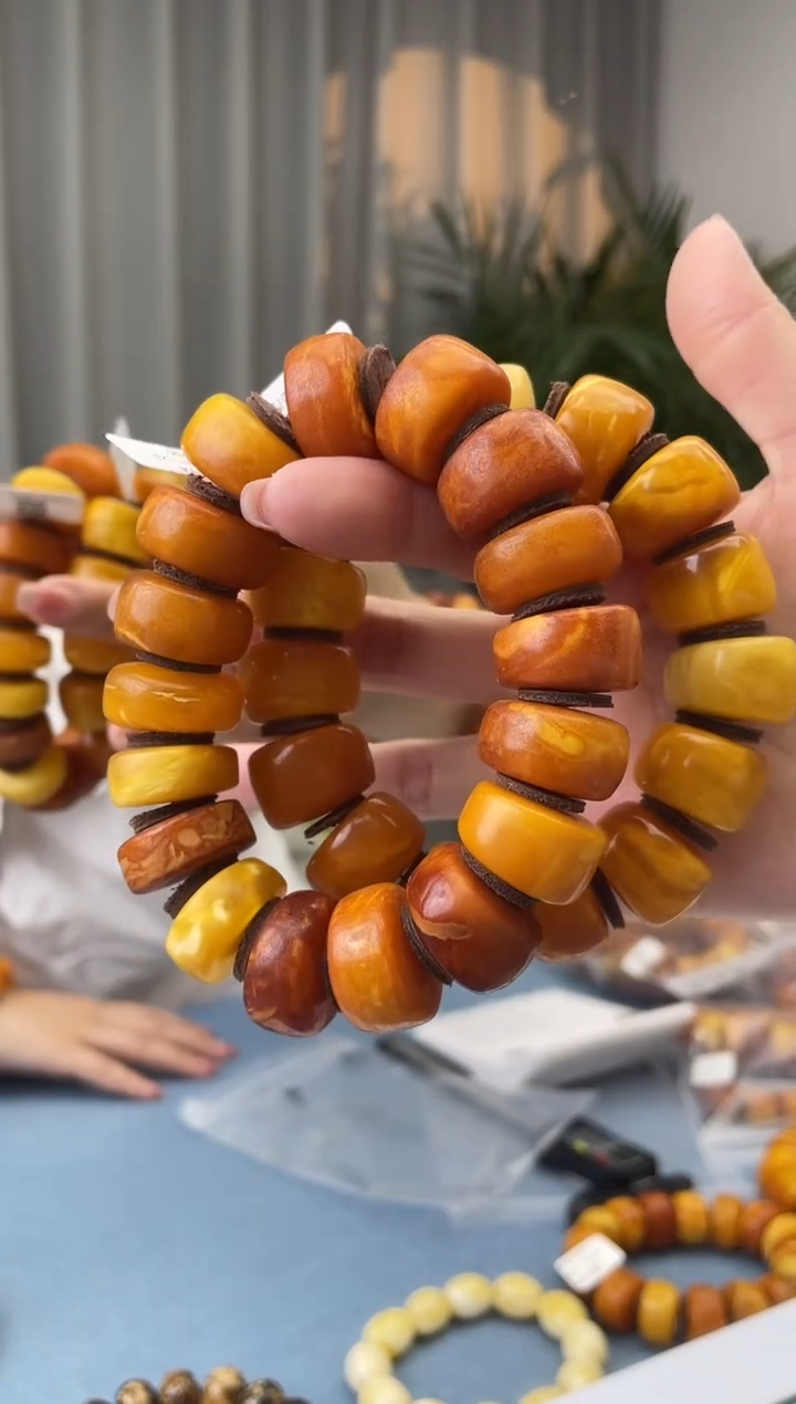 【闪购商品】蜜蜡珠宝奇石未镶嵌假一罚十，多样性发一件073.21